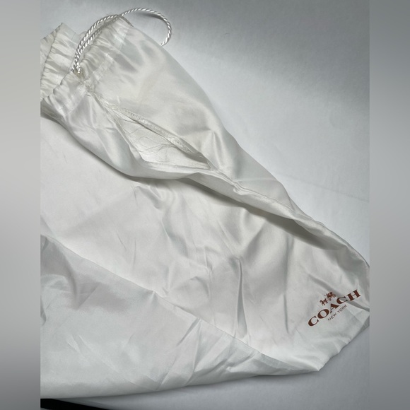 Coach Edie Pebbled Leather (33547) Shoulder Bag in Red with Dust Bag - Picture 15 of 16